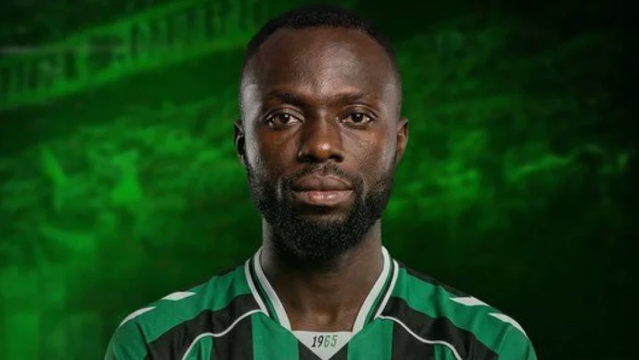 Sakaryaspor, Owusu Kwabena'yı renklerine kattı