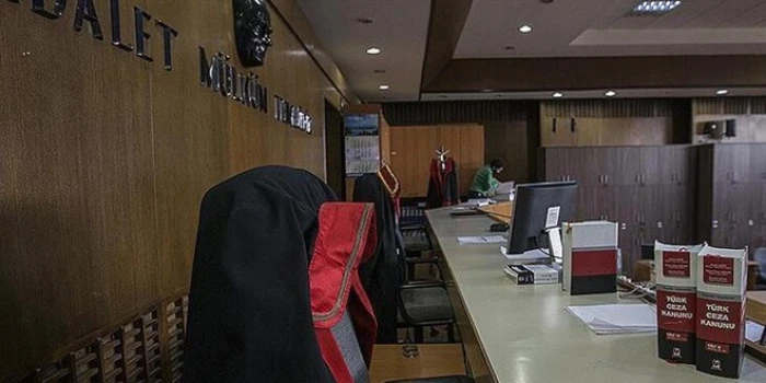 Seyhan ve &Ccedil;ukurova belediyelerindeki usuls&uuml;zl&uuml;k iddiasına ilişkin 41 sanıklı davada karar