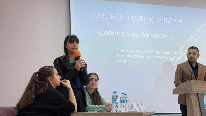 Sinop'ta &ouml;ğrenciler m&uuml;nazara etkinliğinde doğa ve insan konusunu ele aldı
