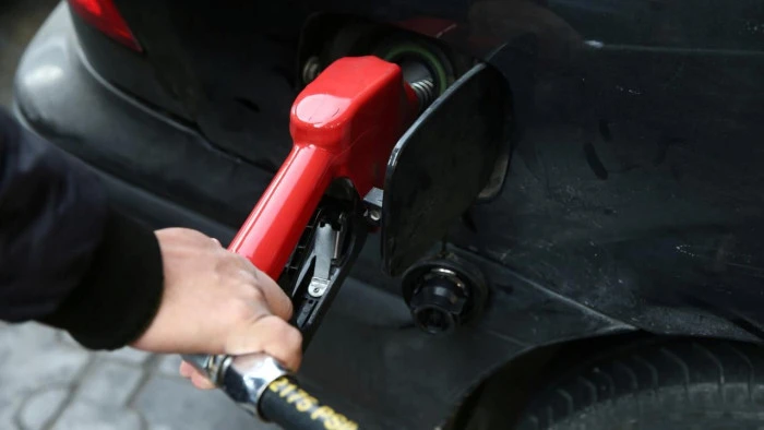 Tayland, geceleri akaryakıt istasyonlarında satışı durdurmayı planlıyor