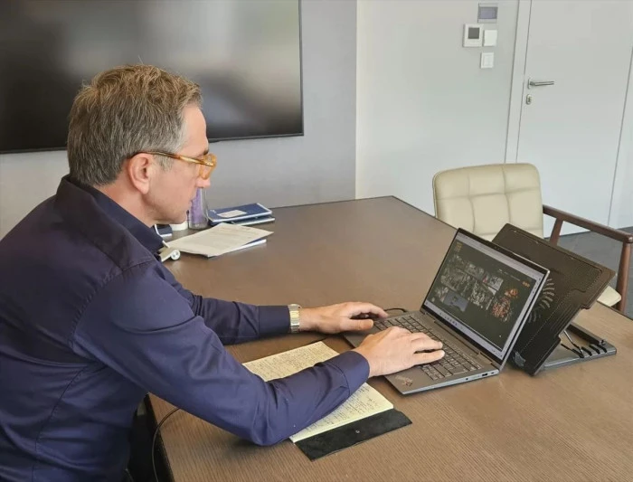 Vodafone T&uuml;rkiye CEO'su Aksoy, AA'nın "Yılın Kareleri" oylamasına katıldı