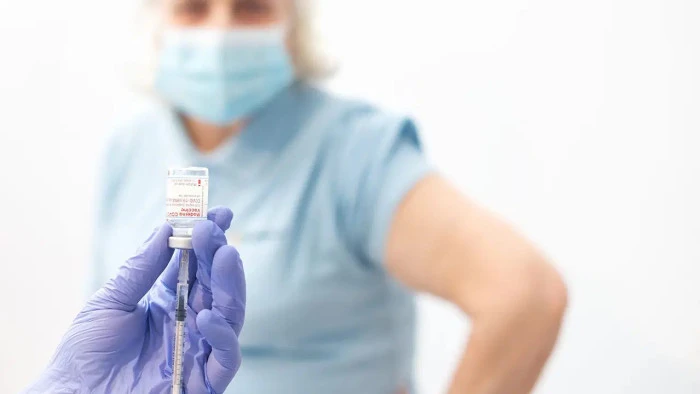 Yaşlılarda enfeksiyonlara karşı en etkili koruma "aşı"