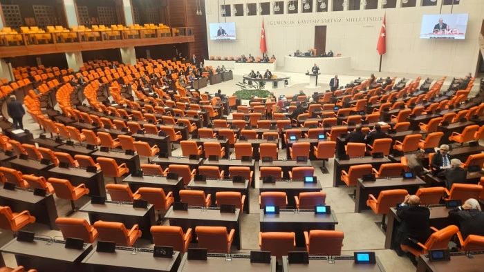 Yeni Yol Partili Şahin, İsrail'in saldırılarının b&ouml;lgesel istikrar i&ccedil;in b&uuml;y&uuml;k tehlike oluşturduğunu s&ouml;yledi