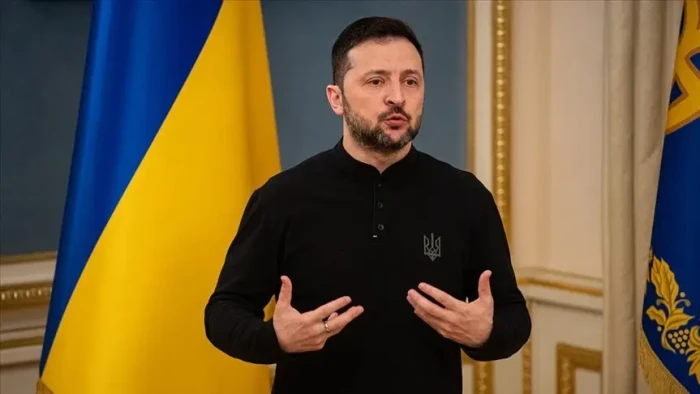 Zelenskiy, Biden'ın tahliye teklifine "Bana m&uuml;himmat lazım" yanıtını verdiğini belirtti